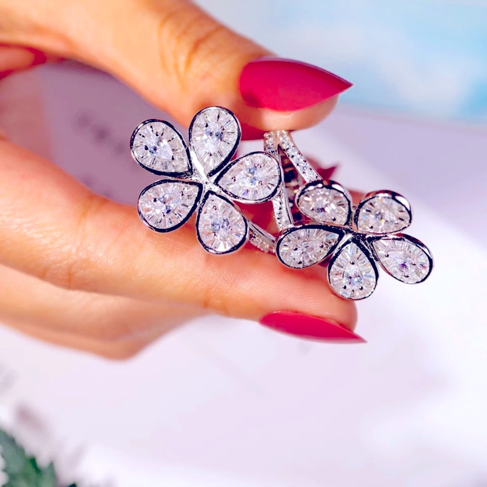 Stunning 925 Silver Flower Ring - Picture 7 of 8